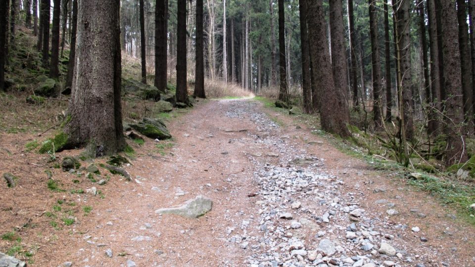 Klikatá cesta na hrad