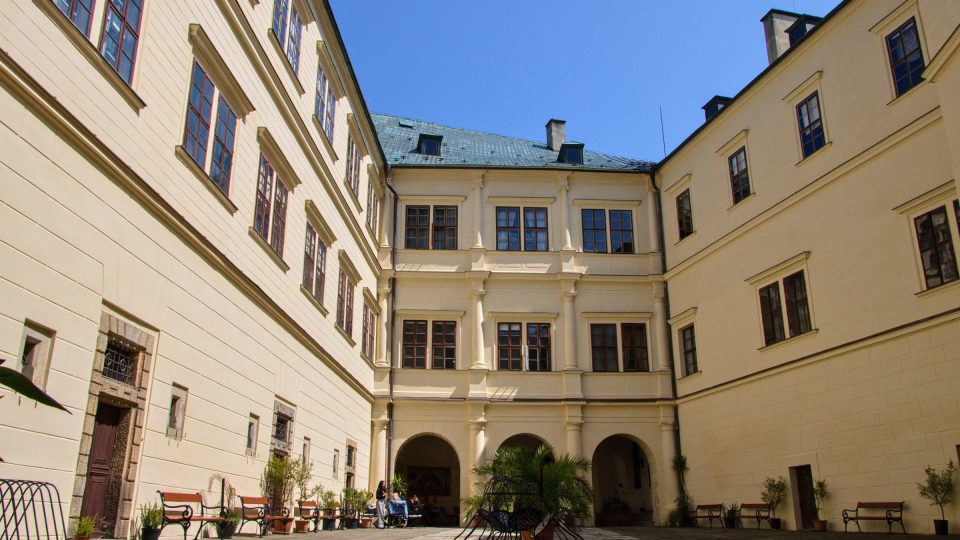 Zámecké nádvoří | foto: Jaroslav Hoření, Český rozhlas Zámecké nádvoří