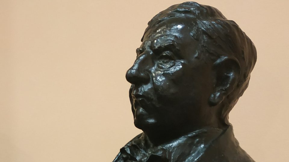 Busta Miroslava Donutila v Třebíči