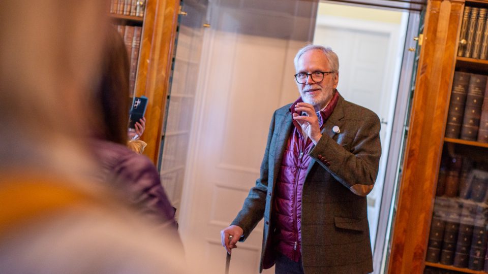 František Kinský v roli průvodce | foto: Martin Čuřík František Kinský v roli průvodce