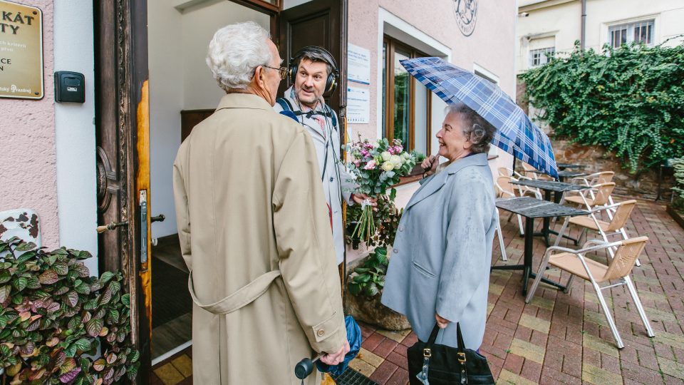Manželé Prokešovi s Patrikem Rozehnalem