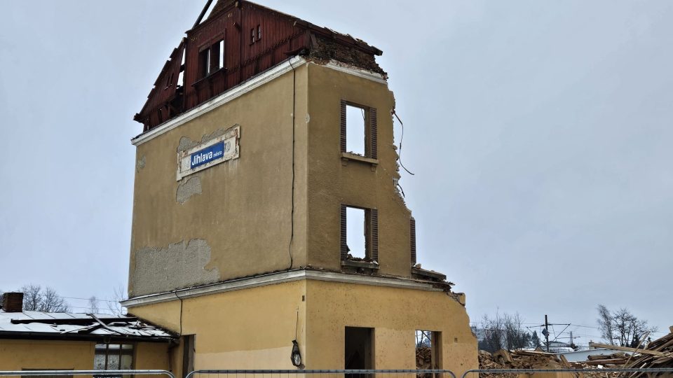 Fragmenty nádraží našly své místo v jiných muzejních či soukromých sbírkách