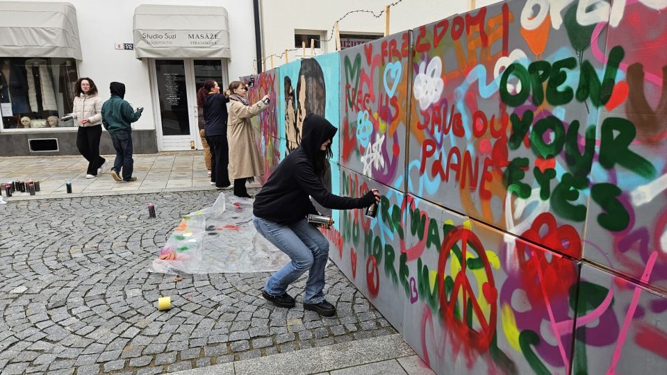 Symbolická berlínská zeď ve Žďáře nad Sázavou