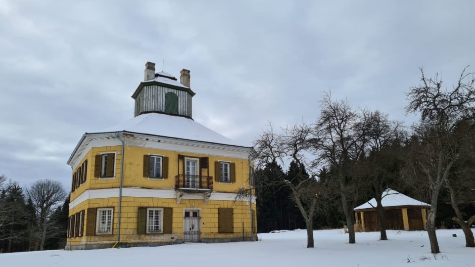 Zámek Aleje, Jestřebí na Jihlavsku