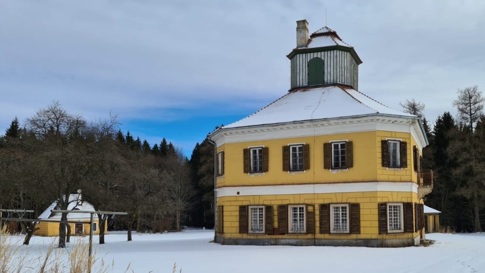 Zámek Aleje, Jestřebí na Jihlavsku