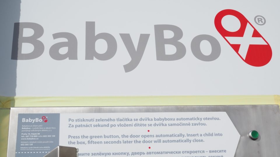 Instalace babyboxu ve Žďáře nad Sázavou