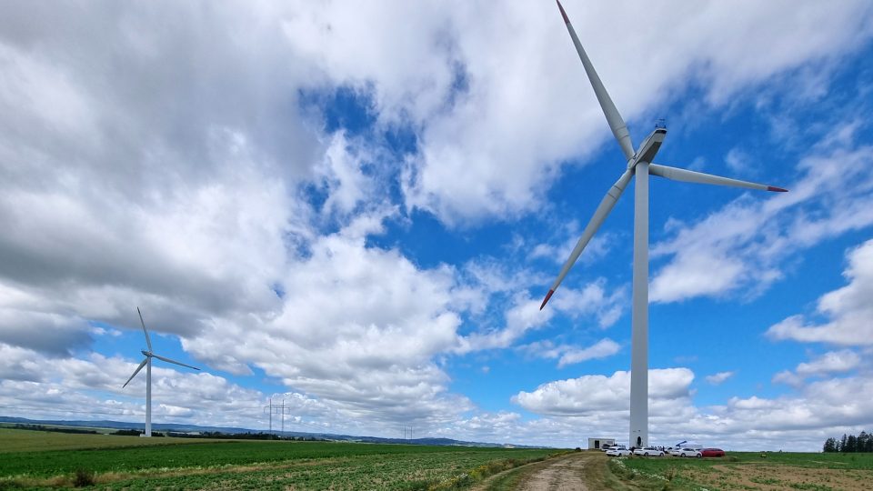 Větrné elektrárny nad Věžnicí na Havlíčkobrodsku