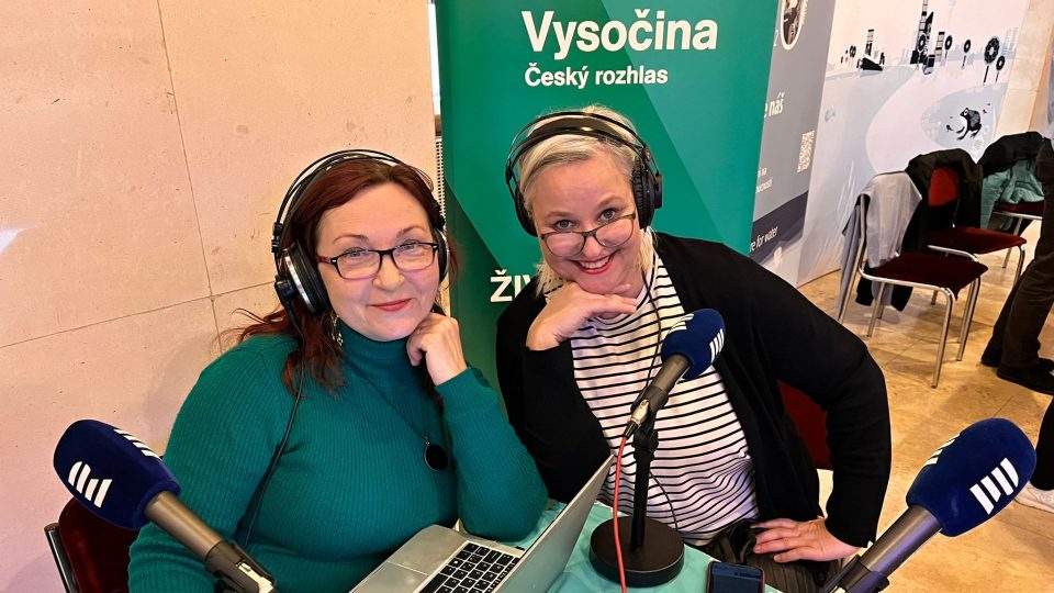 Moderátorka Dáša Kubíková a Tamara Pecková, ředitelka organizace Kultura Žďár