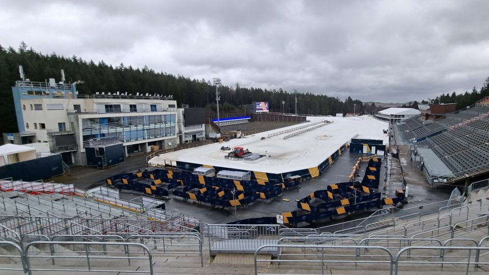 Pohled na prázdnou Vysočina Arenu