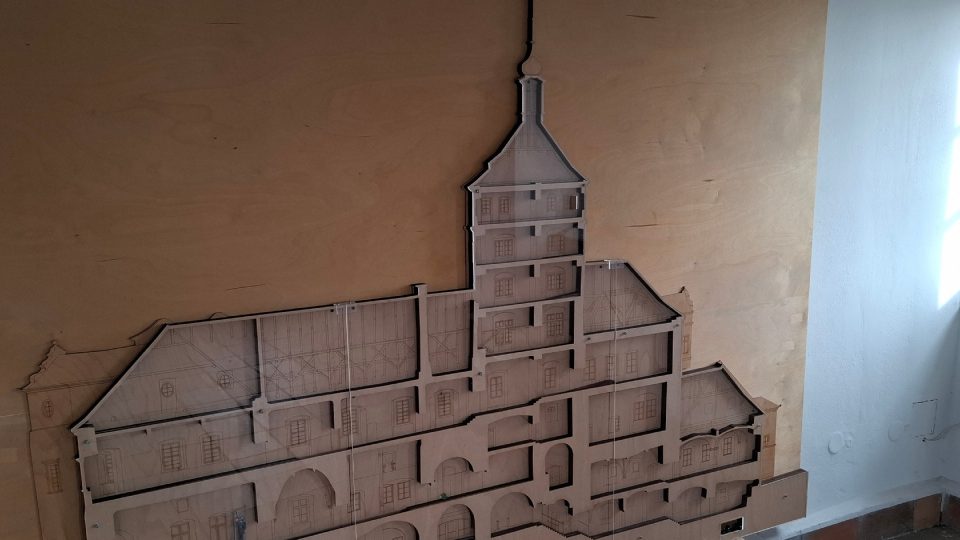 V hlásce si můžete vyzkoušet i kuličkovou dráhu v podobě zámku | foto: Tereza Brázdová, Český rozhlas V hlásce si můžete vyzkoušet i kuličkovou dráhu v podobě zámku