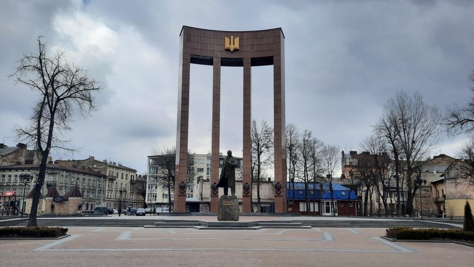 Lvov, Ukrajina, památník Stepana Bandery