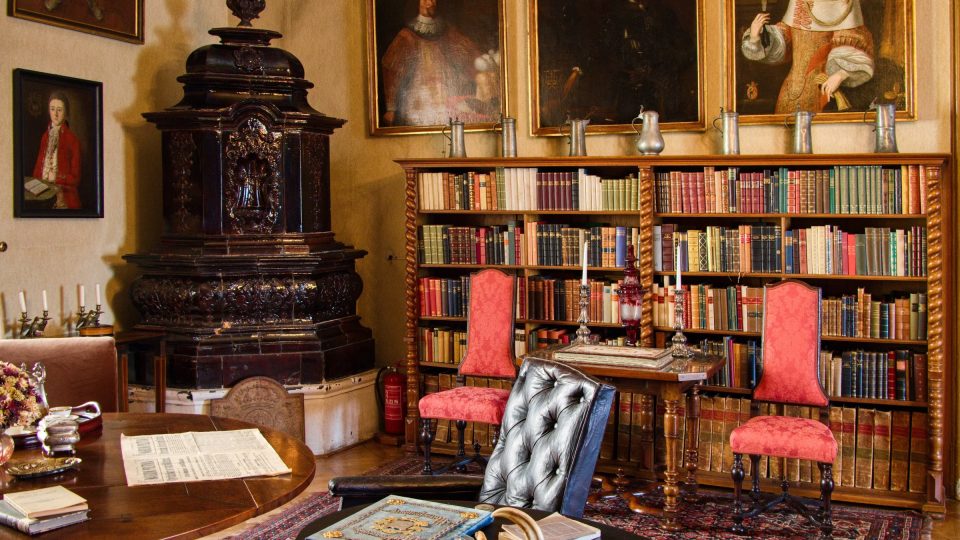 Zámecké interiéry mají podobu z roku 1932 zachycenou na dobových fotografiích | foto: Jaroslav Hoření, Český rozhlas Zámecké interiéry mají podobu z roku 1932 zachycenou na dobových fotografiích