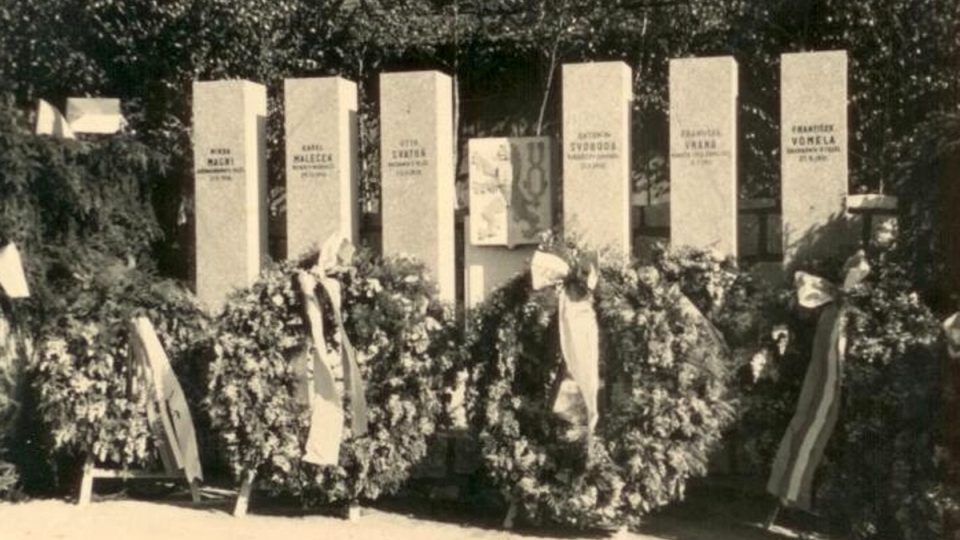 Pomník padlých 1946, Krahulčí