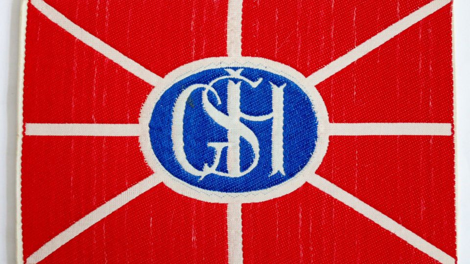 Vlajka Grandhotelu Šroubek, hotelová novoročenka 1947. Sbírka MMP | foto: Muzeum hlavního města Prahy Vlajka Grandhotelu Šroubek, hotelová novoročenka 1947. Sbírka MMP