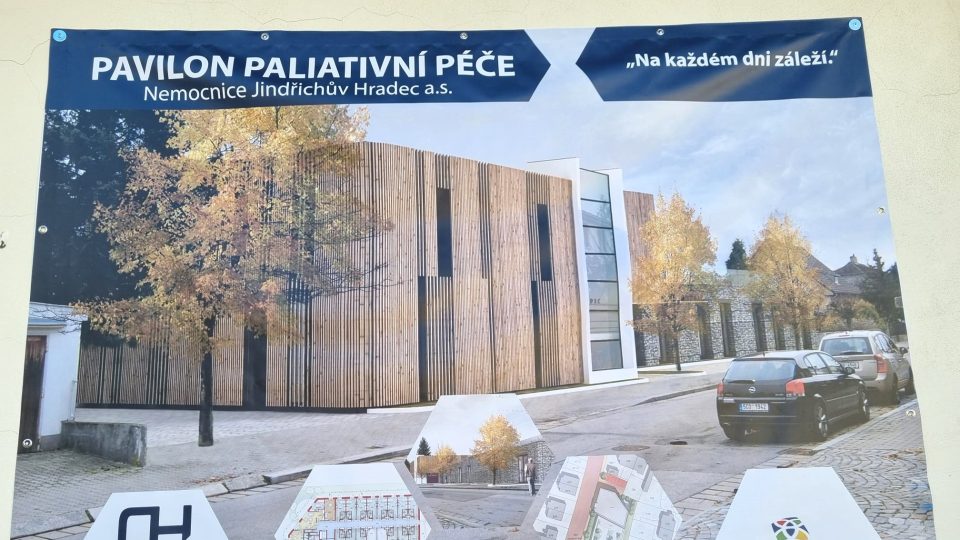 Zahájení stavby pavilonu paliativní péče v Jindřichově Hradci | foto: Eva Musterová Marvanová, Český rozhlas Zahájení stavby pavilonu paliativní péče v Jindřichově Hradci