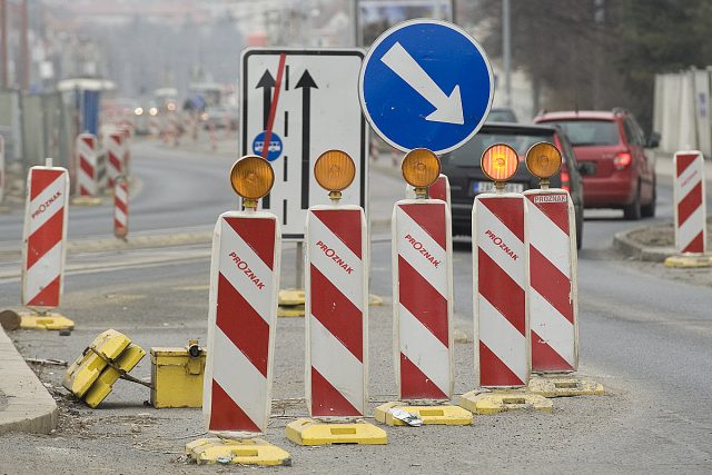 Dopravní značení,  práce na silnici | foto: Filip Jandourek