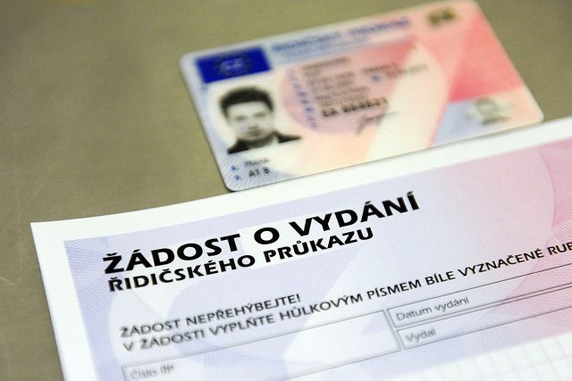 Výměna řidičského průkazu  (ilustrační foto) | foto: Filip Jandourek
