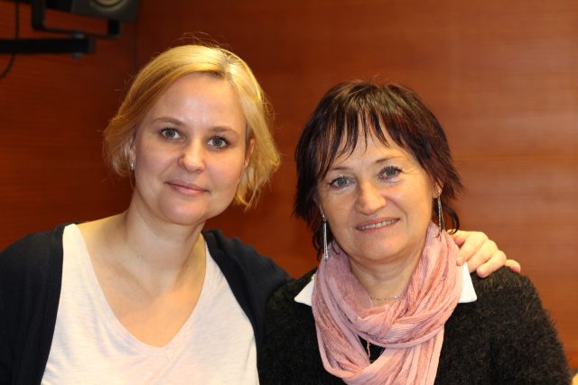 Marie Bohuňovská s moderátorkou Tamarou Peckovou | foto: Milan Kopecký,  Český rozhlas