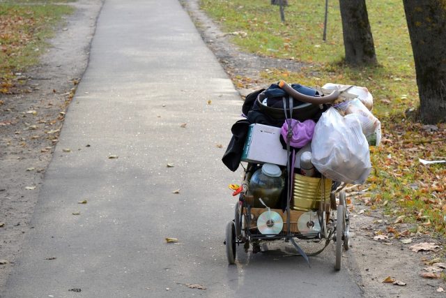 V Česku přibývá lidí bez domova,  je to zřejmě důsledek špatné ekonomické situace | foto: Fotobanka Pixabay,  Pixabay