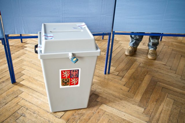 Volební urna | foto: Profimedia