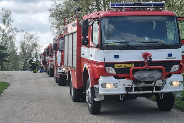 Do cvičení se zapojilo na 160 hasičů,  záchranářů,  policistů a vojáků | foto: Milan Soldán,  Český rozhlas