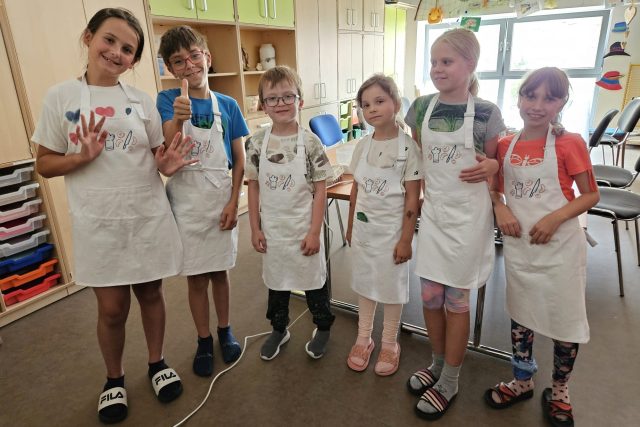 Malí kuchaři na příměstském táboře v Třebíči | foto: Veronika Bartes Vohralíková,  Český rozhlas