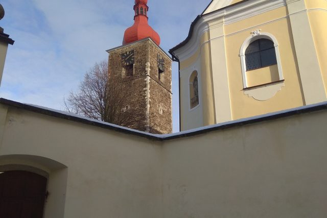 Přibyslav,  kostel a věž | foto: Tereza Pešoutová,  Český rozhlas