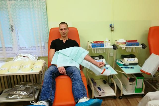 Většina prvodárců se rozhodla v darování krve pokračovat | foto: Nemocnice Sokolov