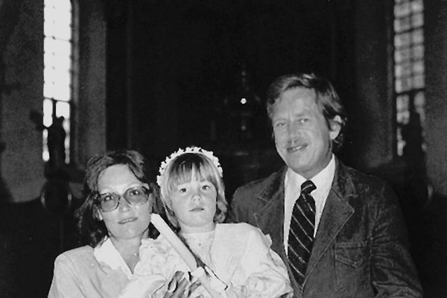 Václav Havel a Marta Kubišová ve Štokách při křtinách  | foto: Kronika farnosti Štoky