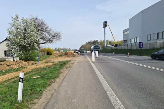 Stavba okružní křižovatky u Humpolce už začala | foto: Milan Soldán,  Český rozhlas