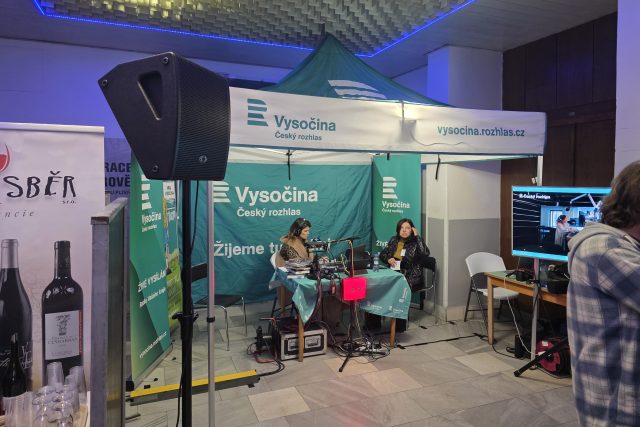 Stánek Českého rozhlasu Vysočina na Podzimním knižním veletrhu v Havlíčkově Brodě | foto: Vít Hrdlička,  Český rozhlas